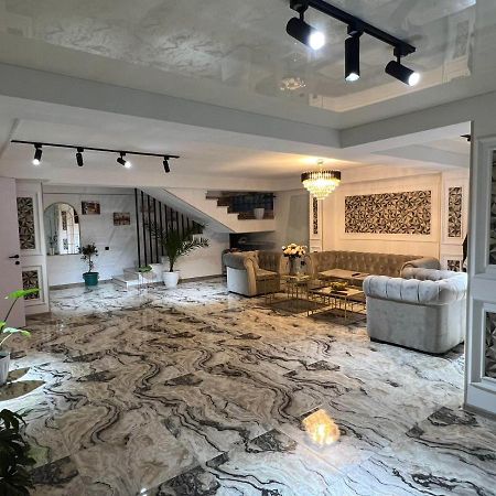 Natali Boutique Hotel Tbilisi Buitenkant foto