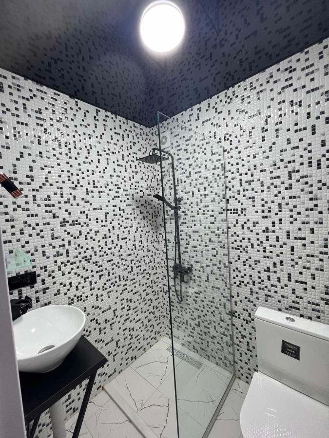 Natali Boutique Hotel Tbilisi Buitenkant foto
