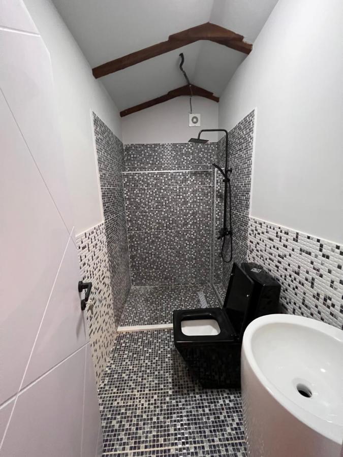 Natali Boutique Hotel Tbilisi Buitenkant foto